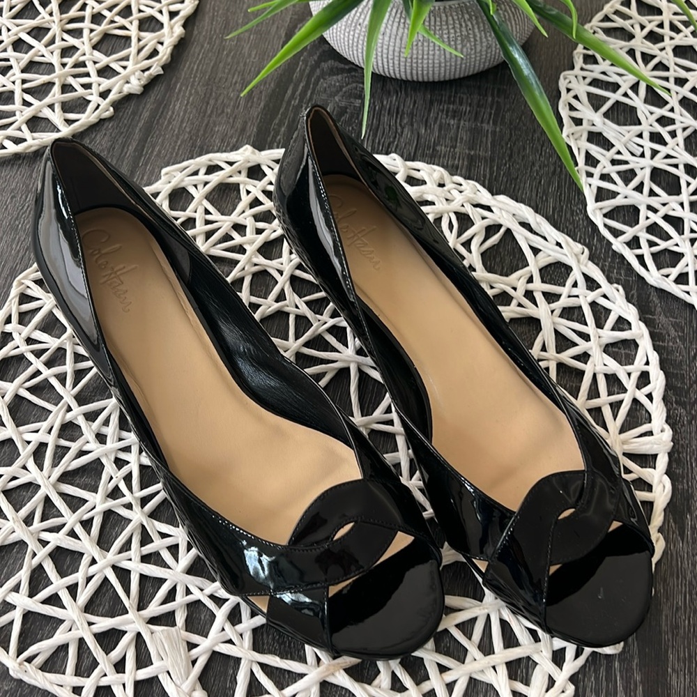 Chic Black Patent Leather Flats